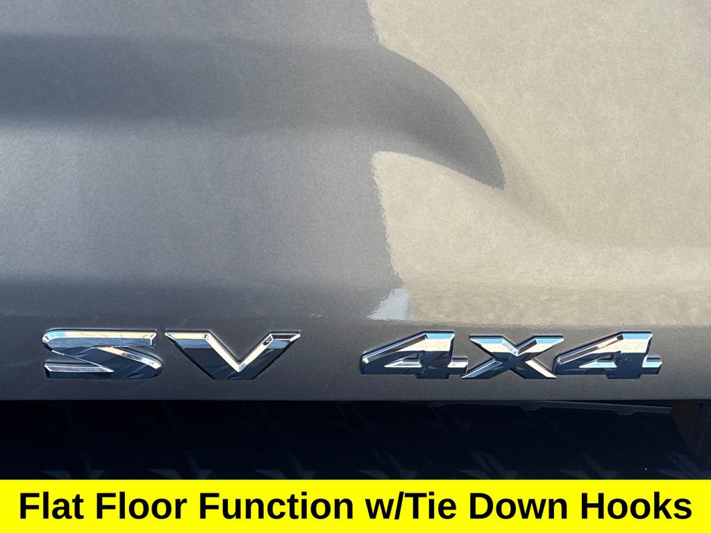 Used 2024 Nissan Titan SV w/ SV Convenience Package image 32