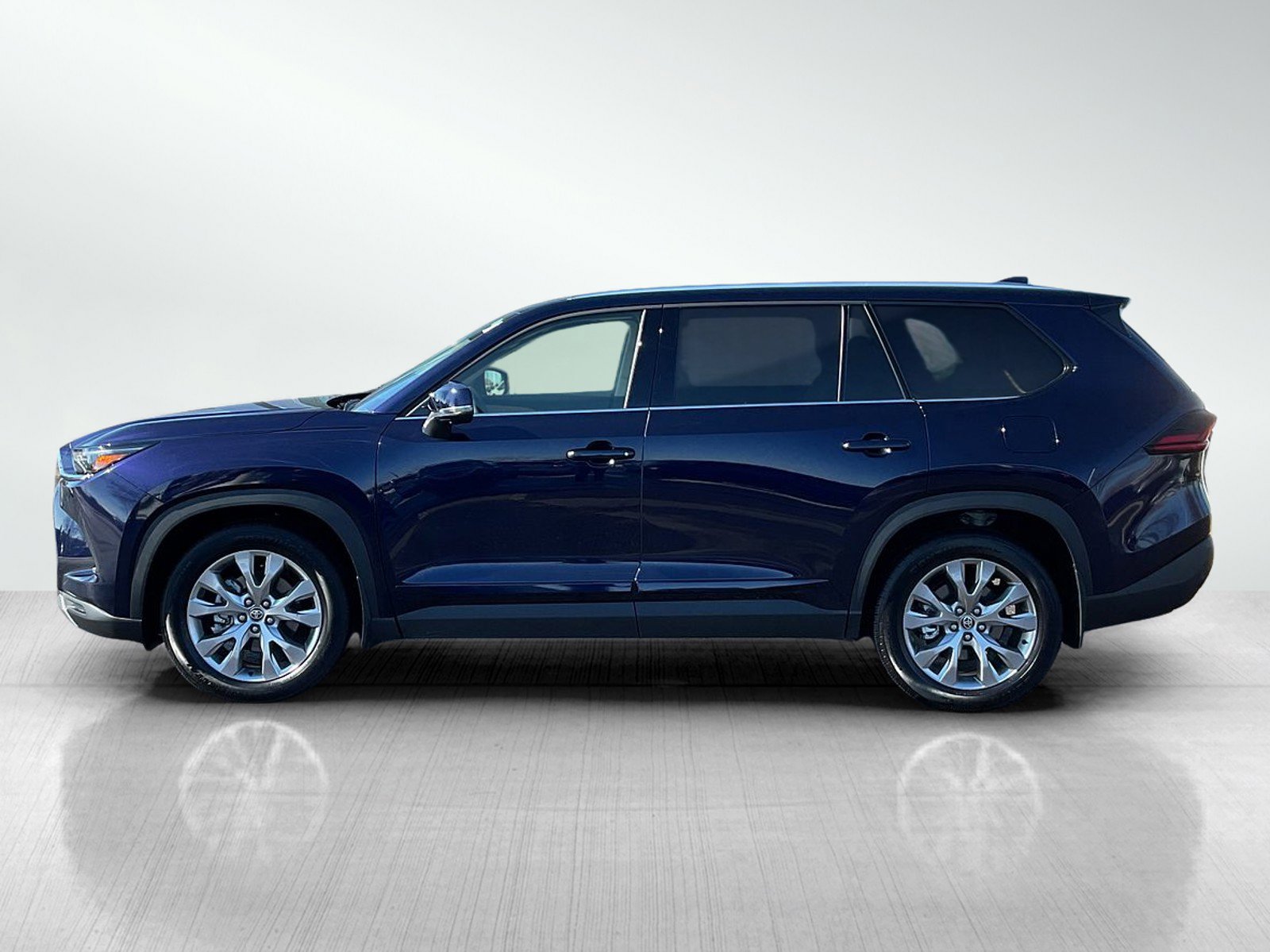 Used 2026 Toyota Grand Highlander Limited image 2