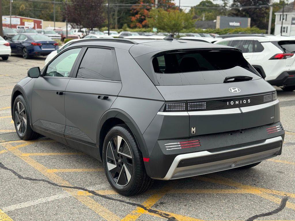 New 2025 Hyundai Ioniq 5 SEL AWD/4WD image 3