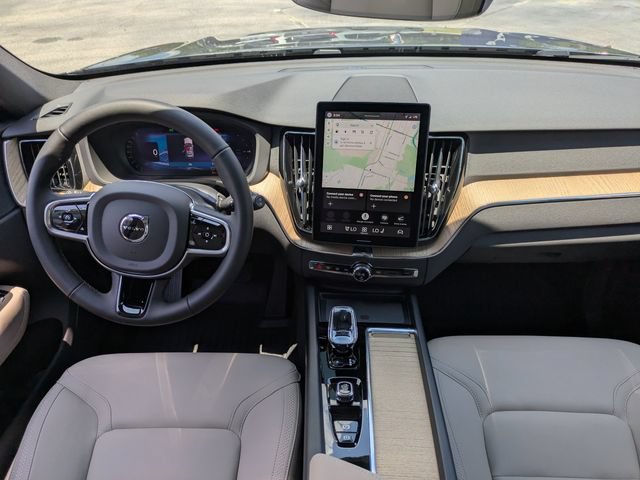 New 2026 Volvo XC60 T8 Plus w/ Protection Package Premier AWD/4WD image 15