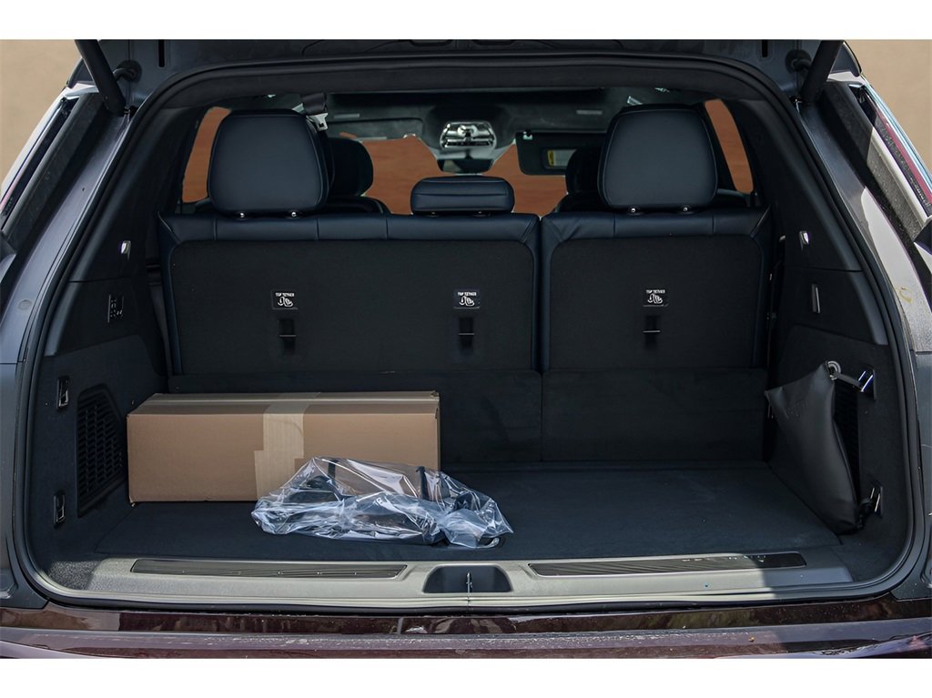 New 2025 Cadillac Escalade IQ Sport 2 w/ LPO, ONYX Package image 22