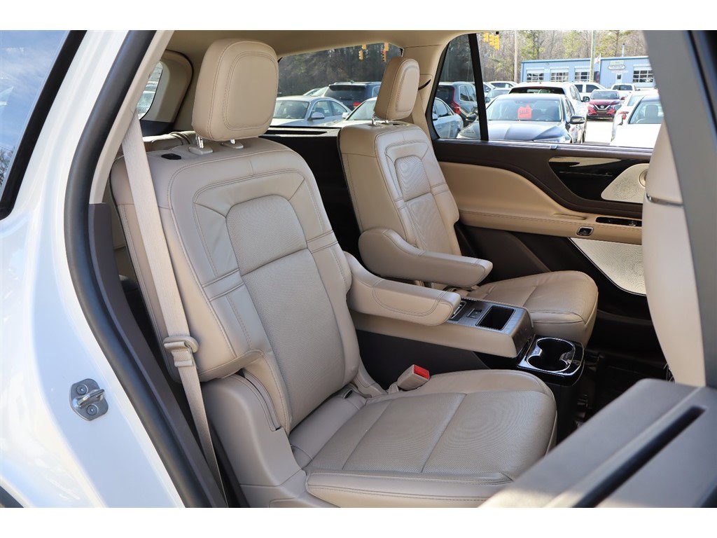 Used 2022 Lincoln Aviator Reserve w/ Equipment Group 201A image 15