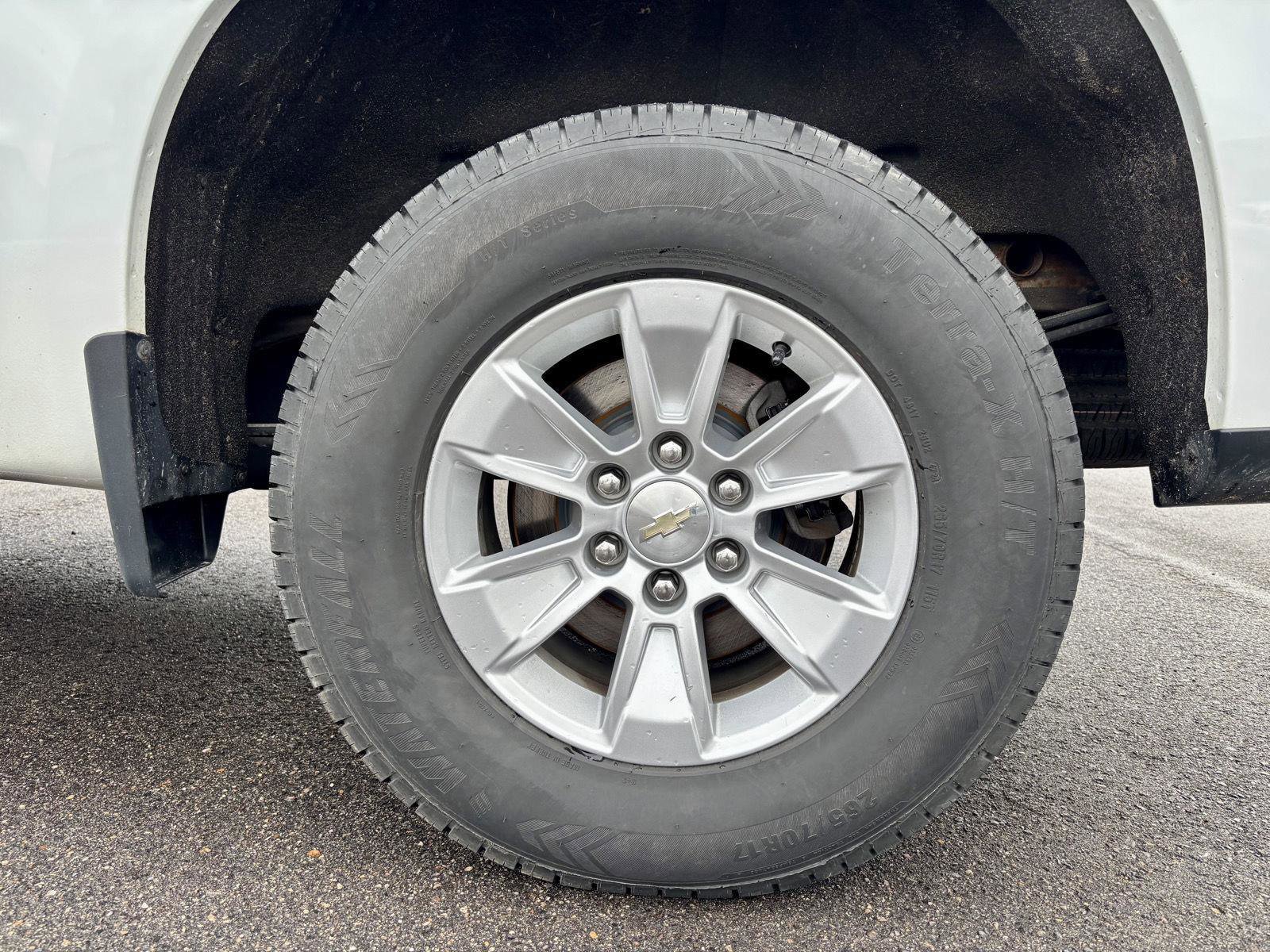 Used 2020 Chevrolet Silverado 1500 LT w/ Convenience Package image 33