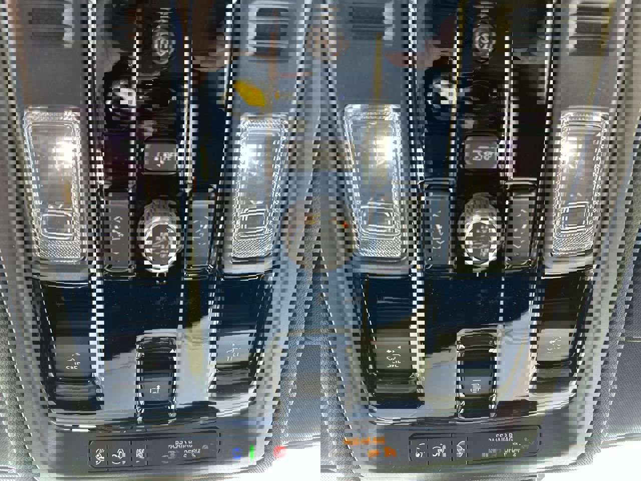 New 2026 Chevrolet Suburban RST image 23