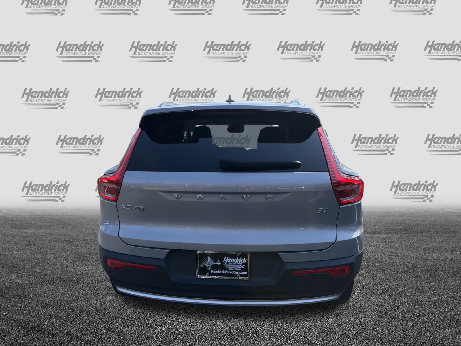 Certified 2023 Volvo XC40 B4 Plus w/ Driver Assist Package image 9