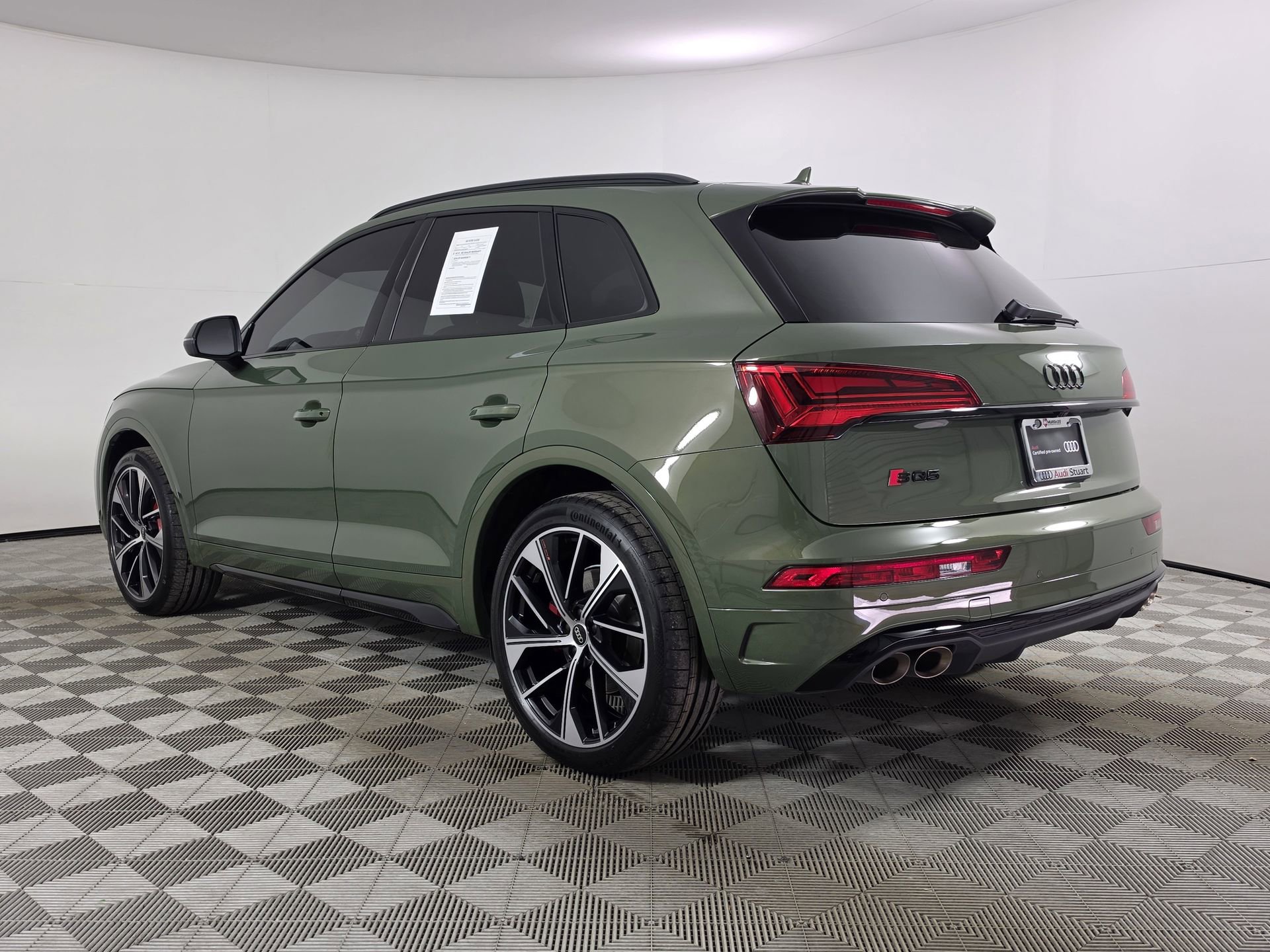 Certified 2023 Audi SQ5 Premium Plus w/ Premium Plus Package AWD/4WD image 5