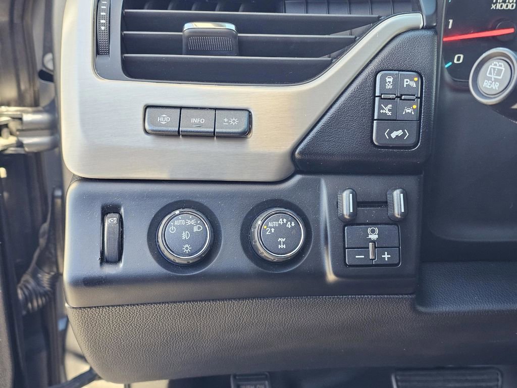 Used 2020 GMC Yukon Denali w/ Denali Ultimate Package image 18