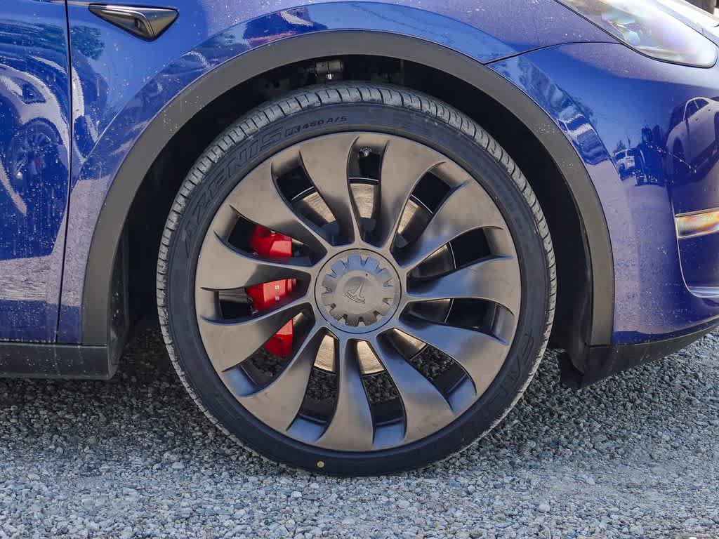 Used 2023 Tesla Model Y Performance AWD/4WD image 8