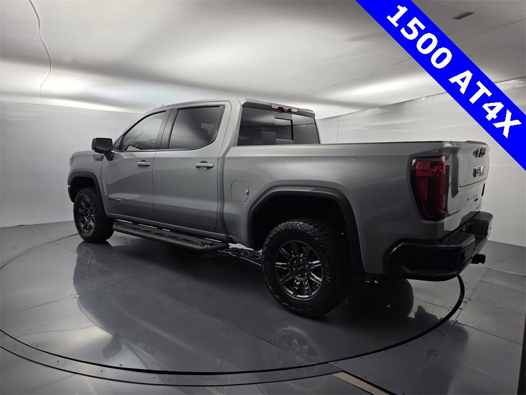 Used 2024 GMC Sierra 1500 AT4X image 8