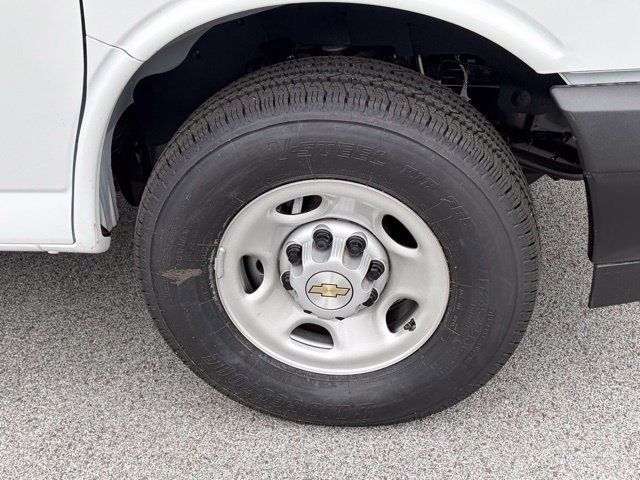 New 2026 Chevrolet Express 2500 w/ Driver Convenience Package RWD image 13