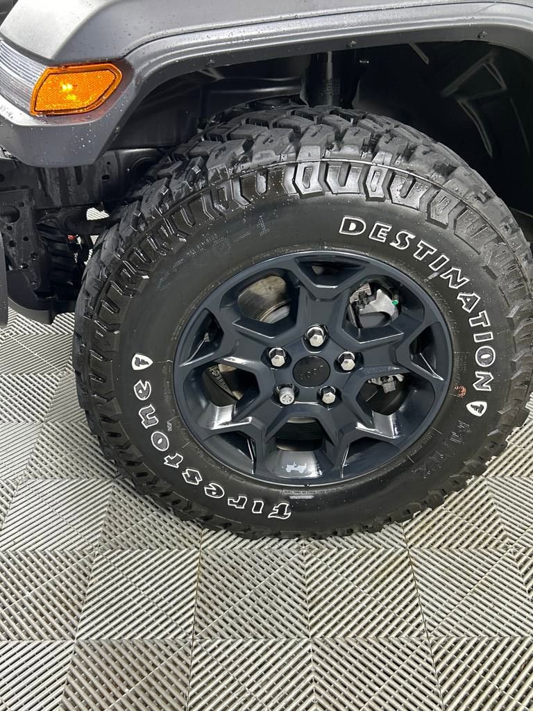 Used 2023 Jeep Wrangler Unlimited w/ Cold Weather Group image 23