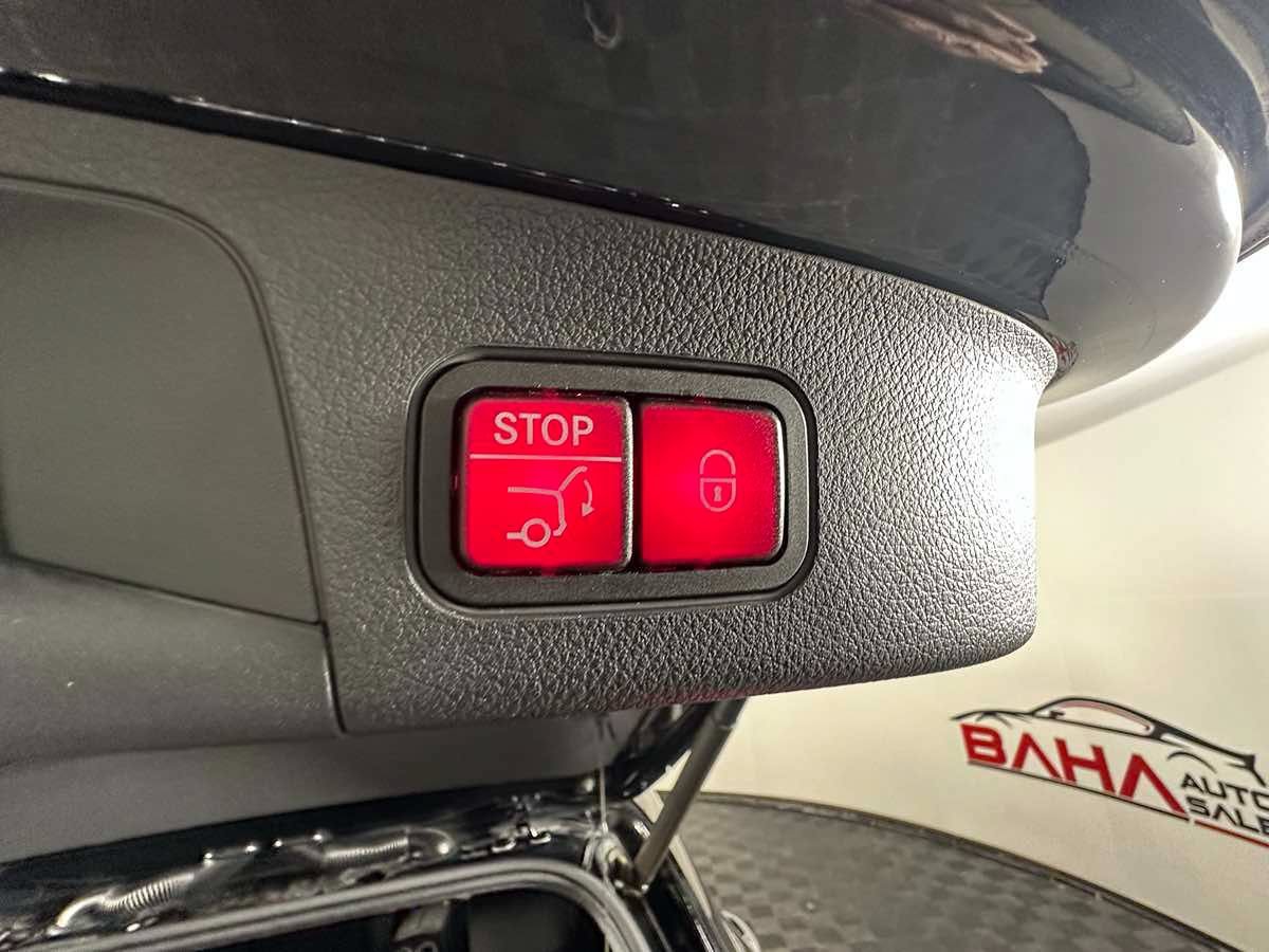Used 2021 Mercedes-Benz GLA 35 AMG 4MATIC image 22