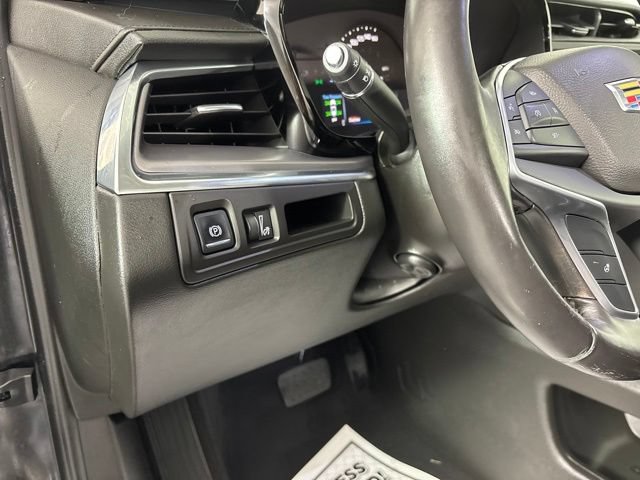 Used 2017 Cadillac XT5 Luxury AWD/4WD image 17