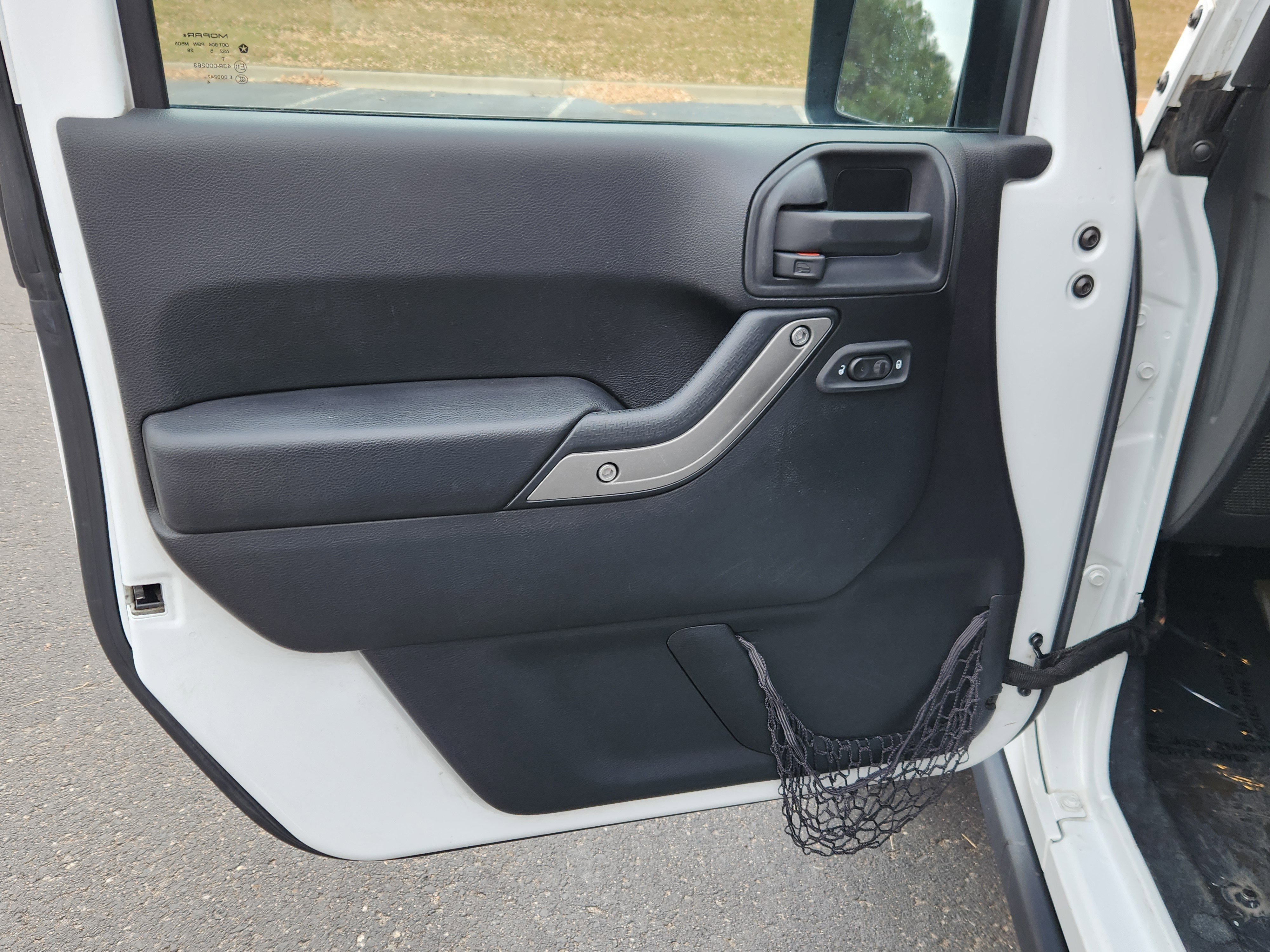 Used 2015 Jeep Wrangler Sport image 12