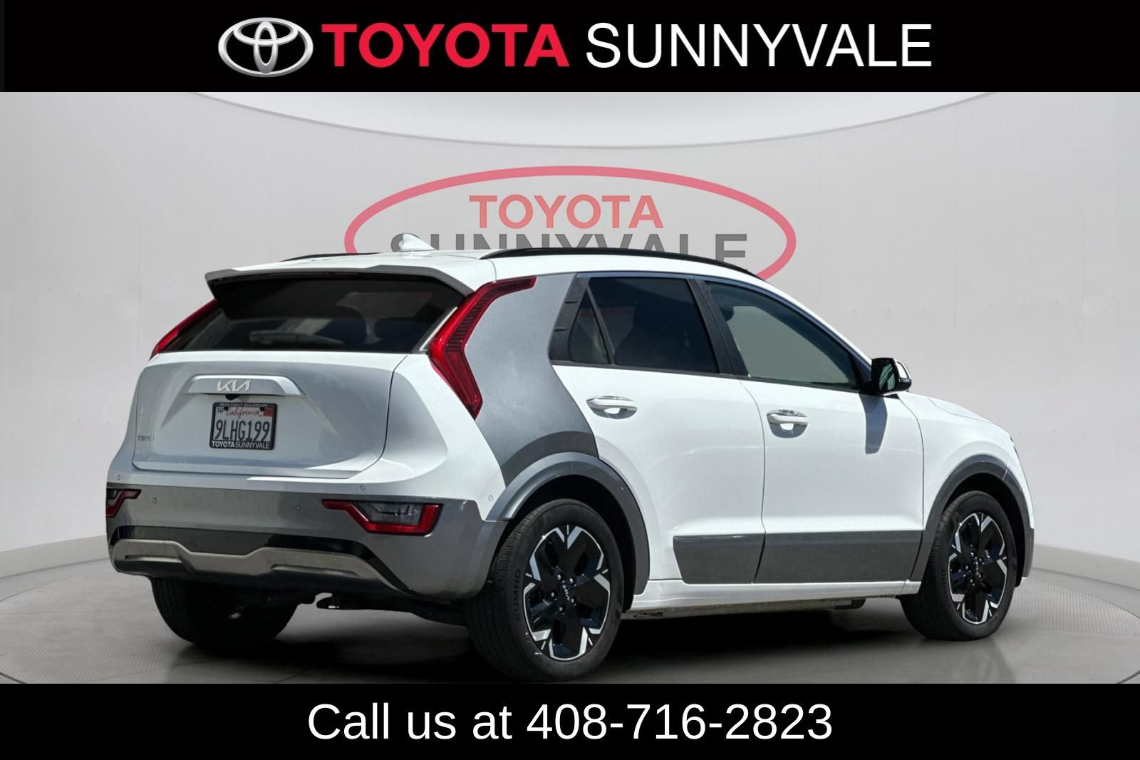 Used 2023 Kia Niro Wave FWD image 3