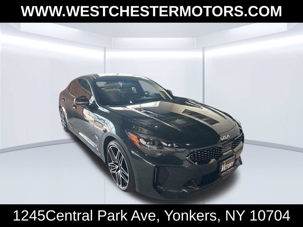 Used 2022 Kia Stinger GT2 AWD/4WD image 3