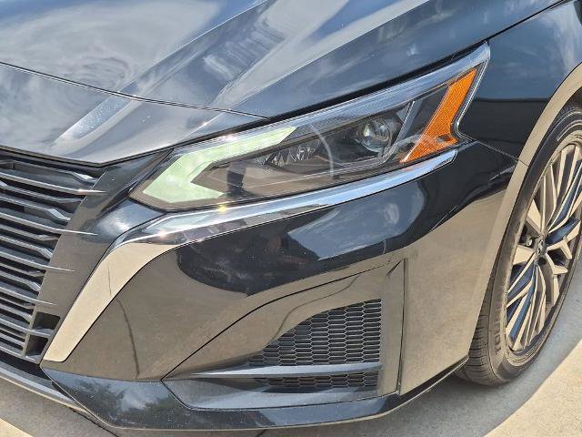 Certified 2025 Nissan Altima 2.5 SV FWD image 13