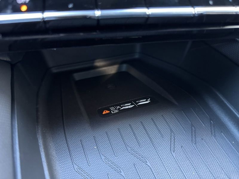New 2026 Chevrolet Equinox EV LT w/ Convenience Package II FWD image 32