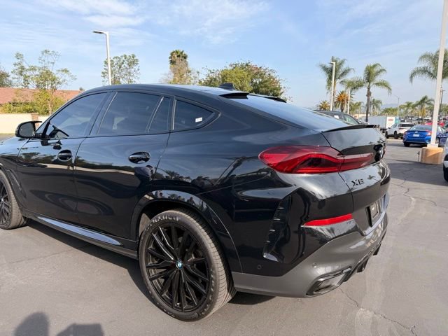Used 2022 BMW X6 xDrive40i w/ M Sport Package image 5