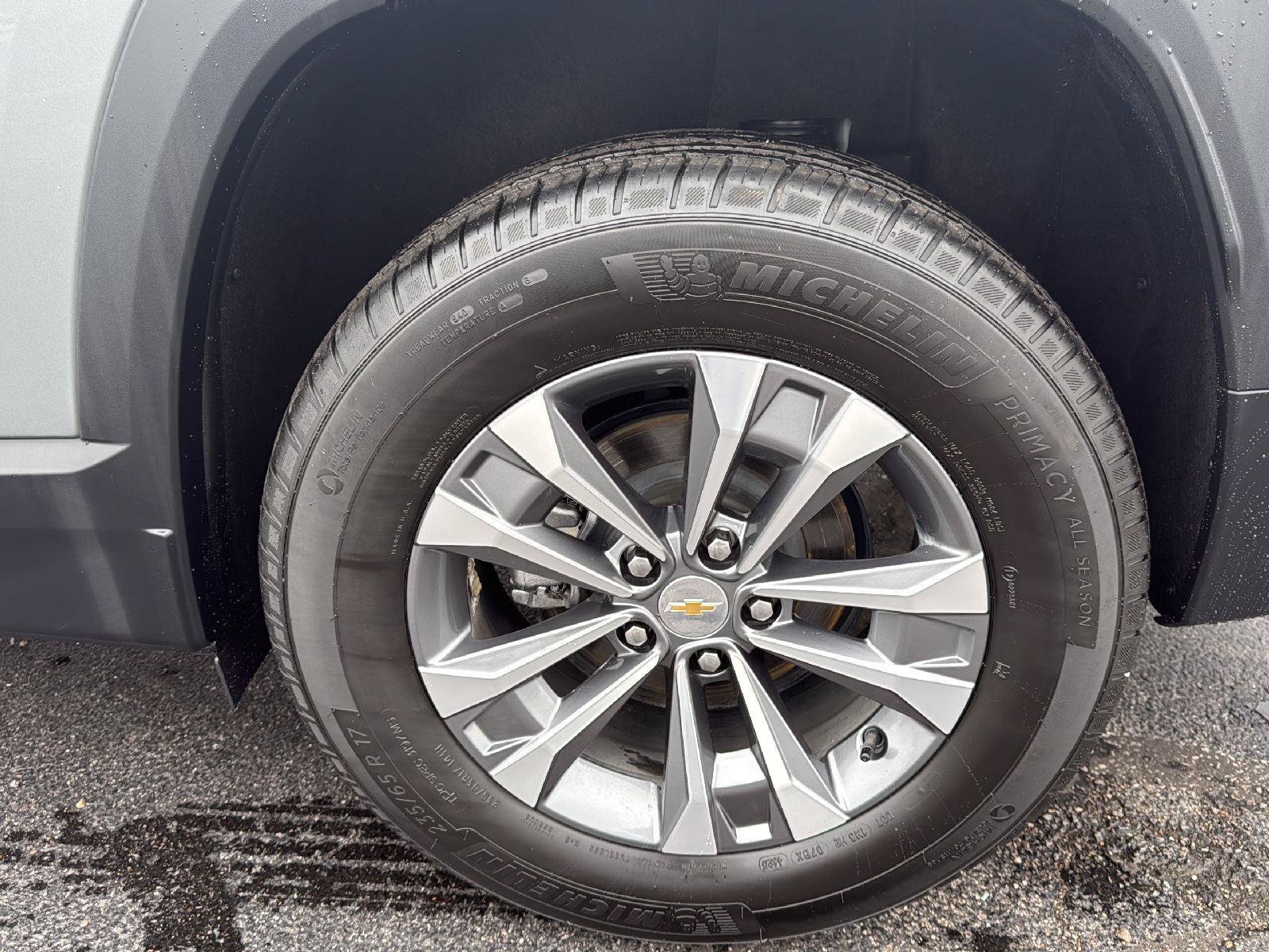 Used 2026 Chevrolet Equinox LT AWD/4WD image 33