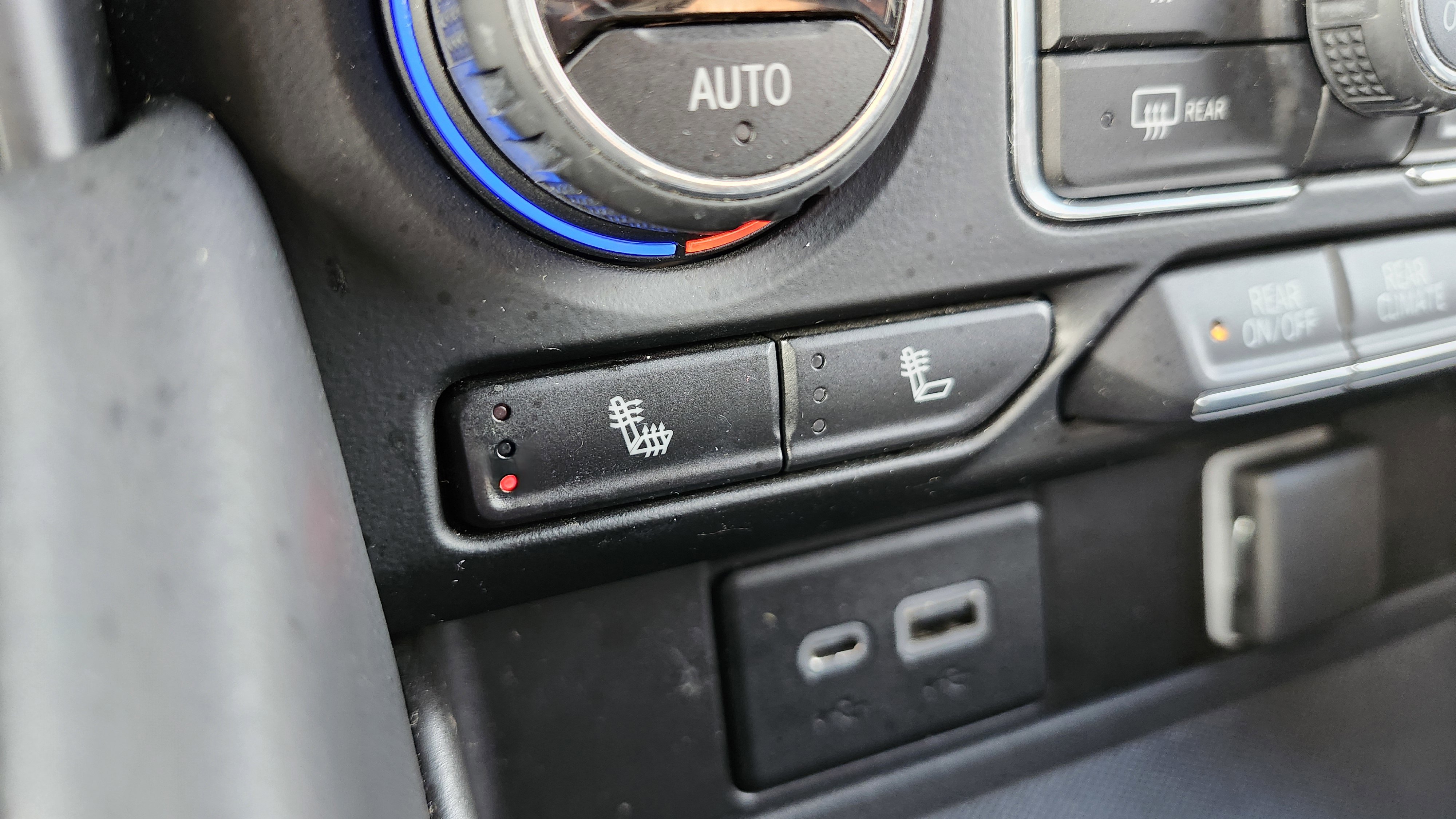 Used 2021 Chevrolet Tahoe LT w/ LT Signature Plus Package image 10