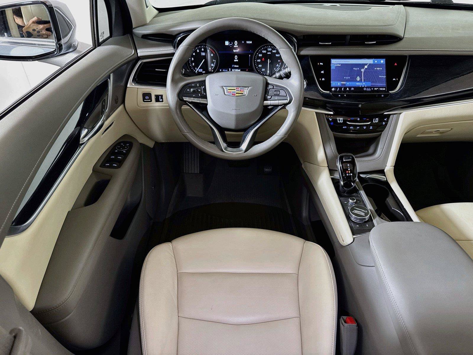 Used 2024 Cadillac XT6 Premium Luxury w/ Technology Package FWD image 22