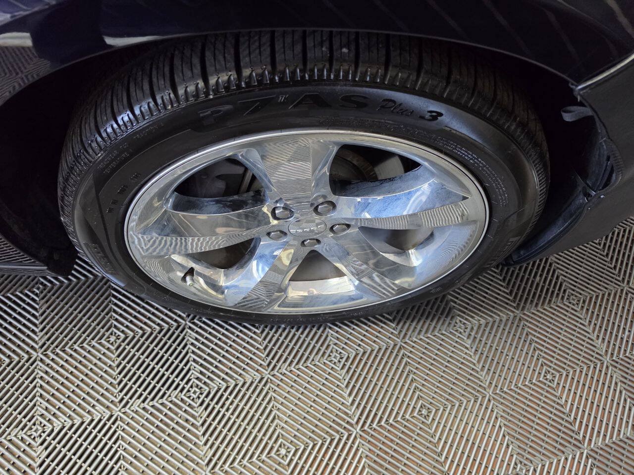 Used 2012 Dodge Charger R/T w/ Wheels & Tunes Group RWD image 31