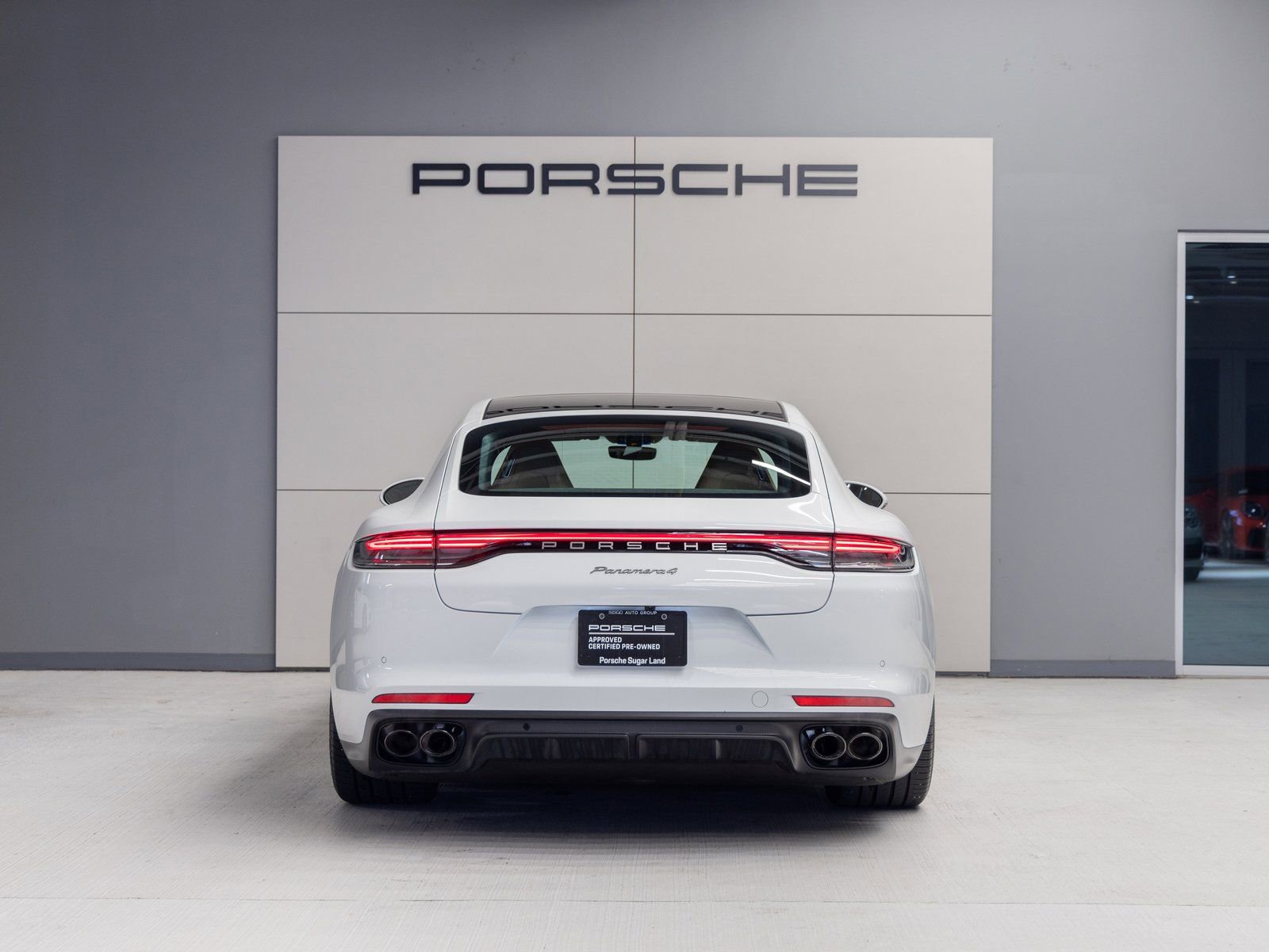 Certified 2023 Porsche Panamera 4 Platinum Edition image 6