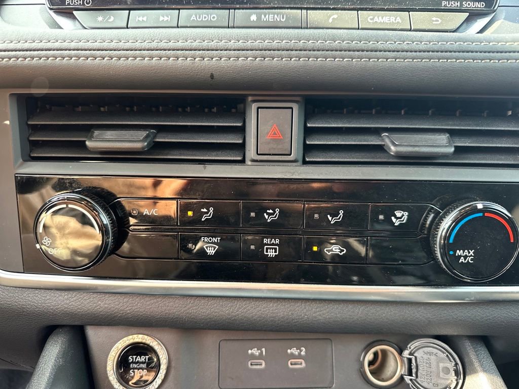 Used 2025 Nissan Rogue S image 19