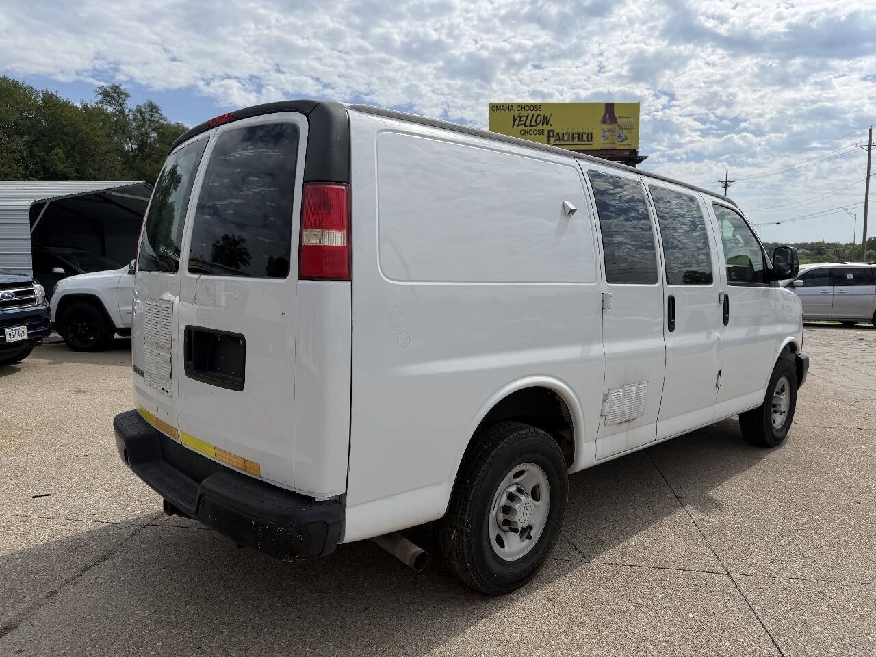 Used 2007 Chevrolet Express 2500 RWD image 6