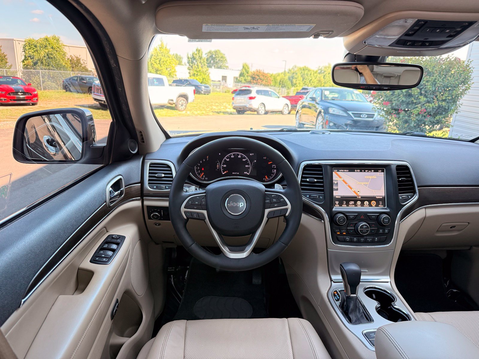 Used 2017 Jeep Grand Cherokee Limited w/ Luxury Group II AWD/4WD image 29