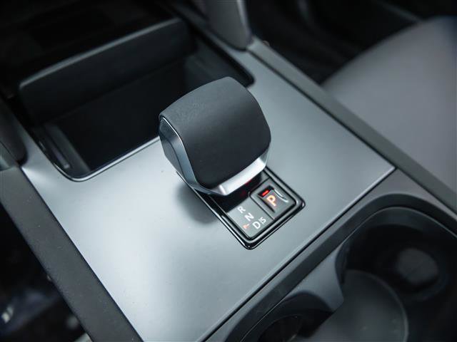 New 2026 Land Rover Discovery Sport Landmark AWD/4WD image 27