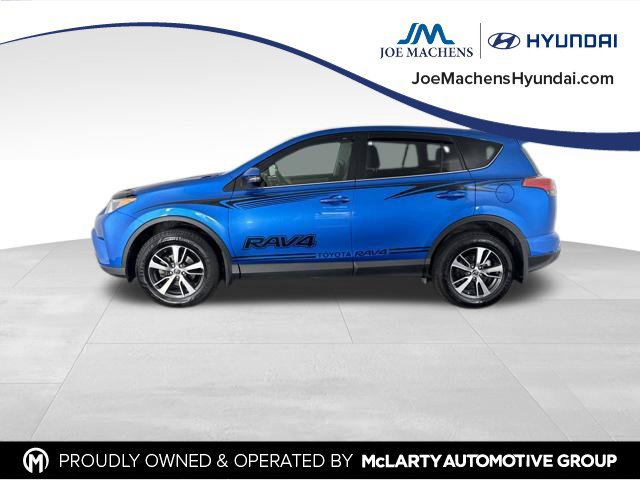 Used 2018 Toyota RAV4 XLE AWD/4WD image 8