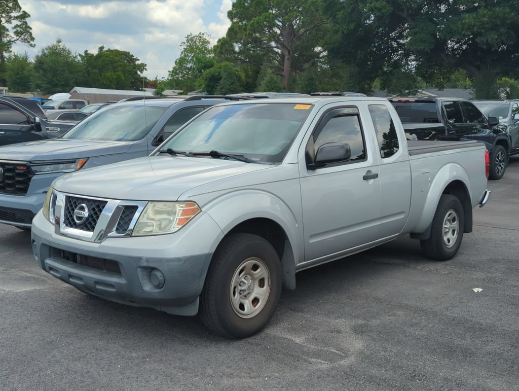 Used 2015 Nissan Frontier S RWD image 2