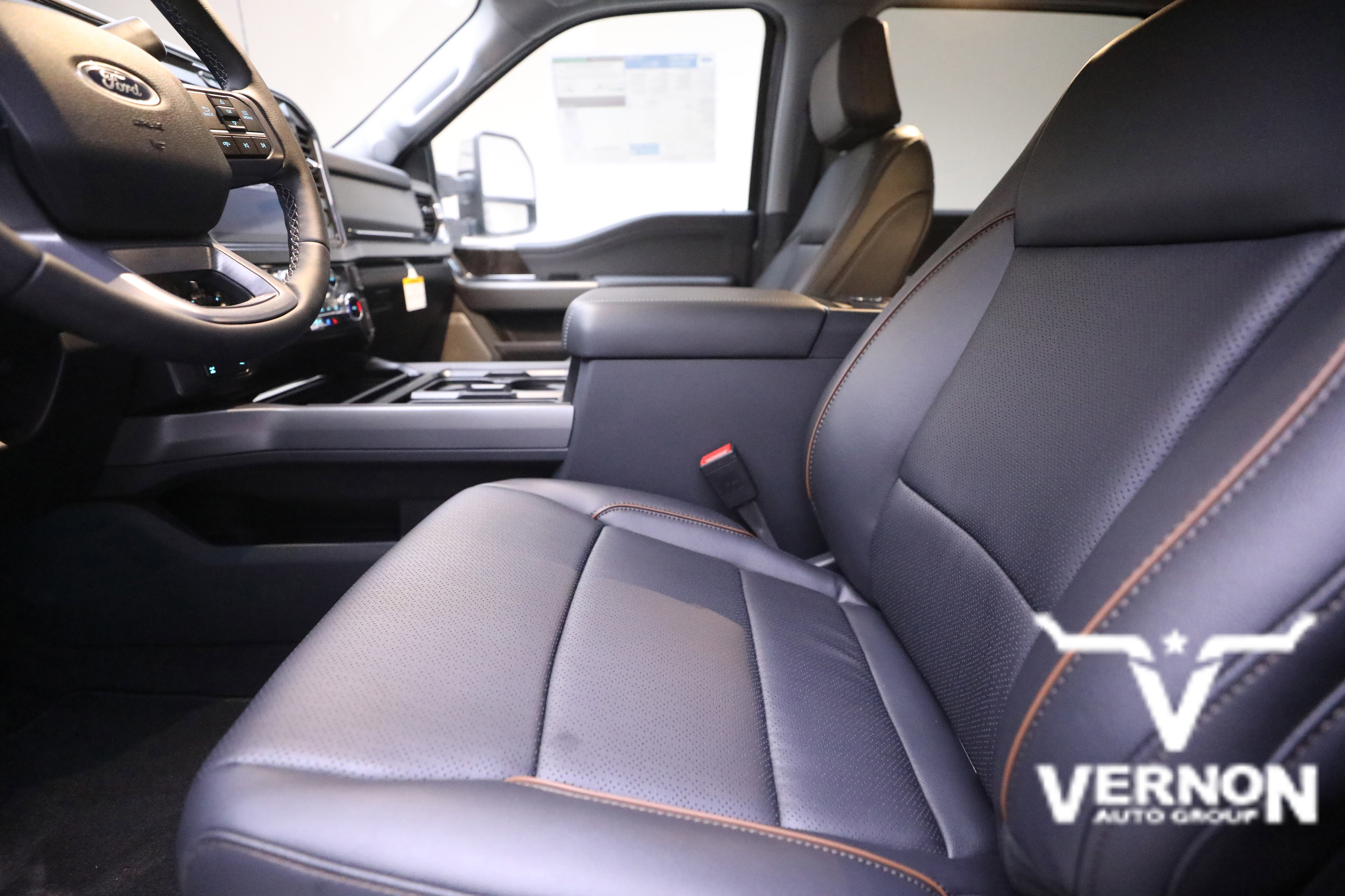 New 2026 Ford F250 Lariat w/ Chrome Package image 10