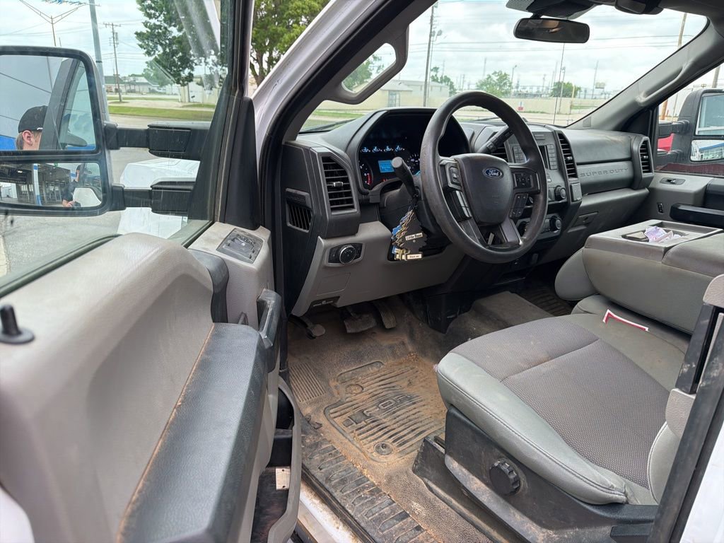 Used 2021 Ford F350 XL w/ Power Equipment Group AWD/4WD image 5