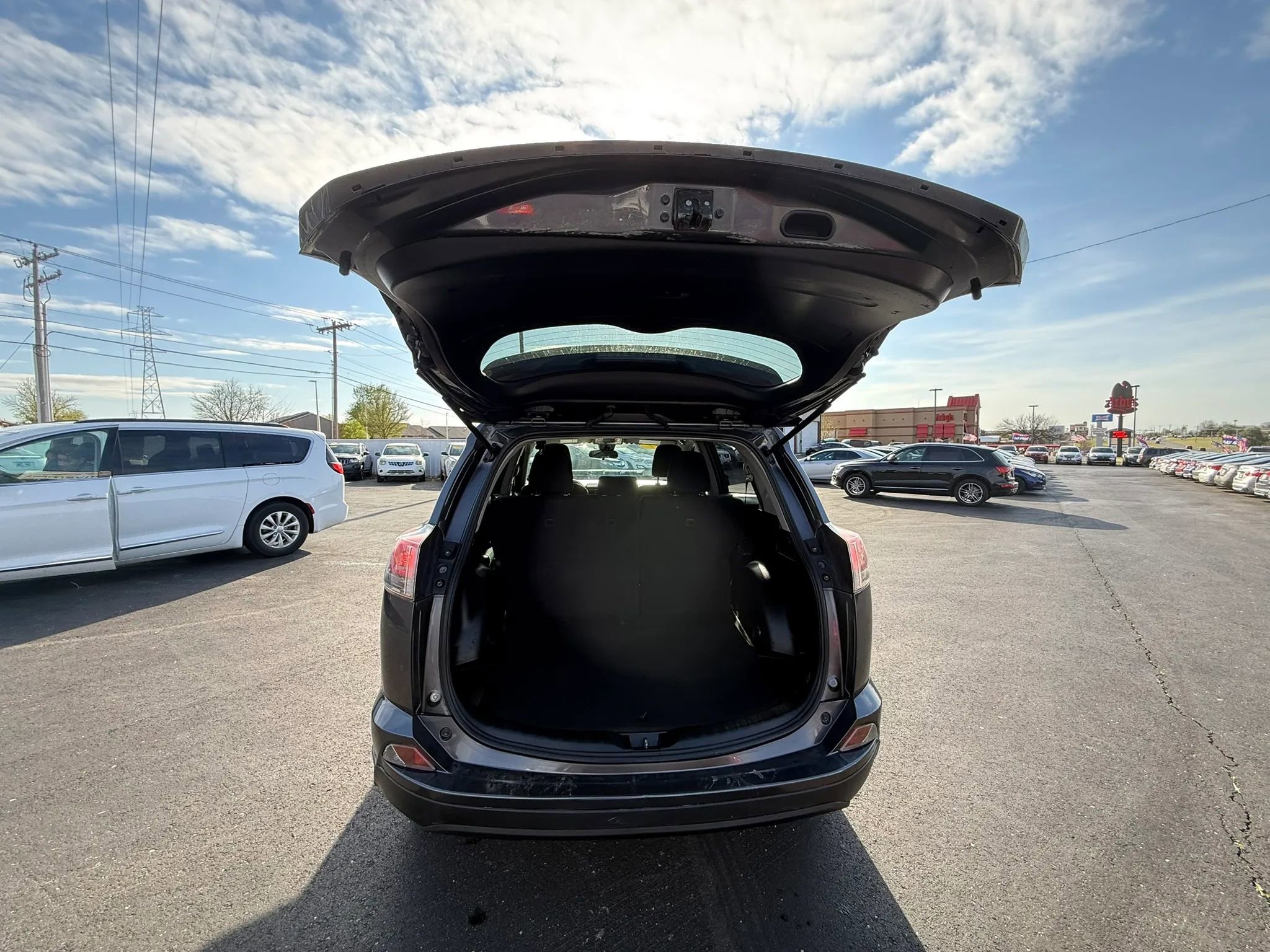 Used 2017 Toyota RAV4 LE image 26