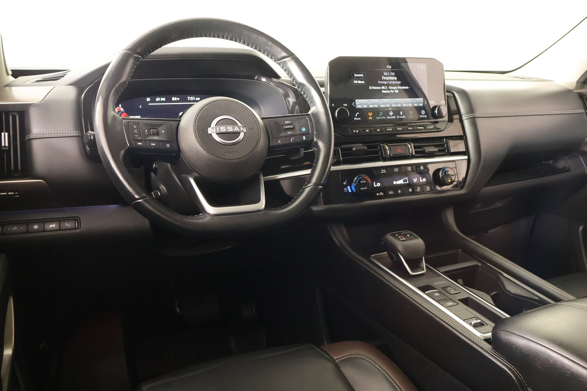 Used 2023 Nissan Pathfinder Platinum w/ Cargo Package FWD image 2
