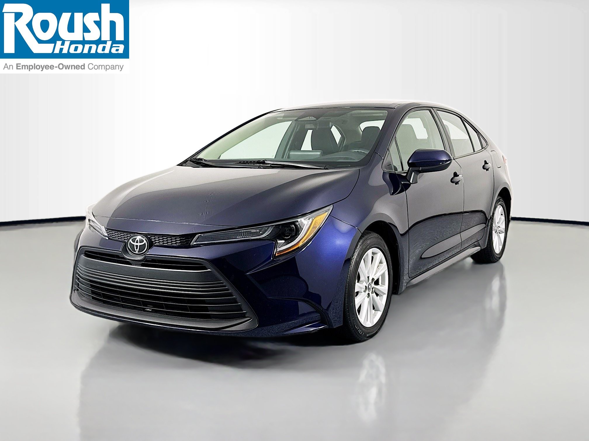 Used 2024 Toyota Corolla LE w/ LE Convenience Package