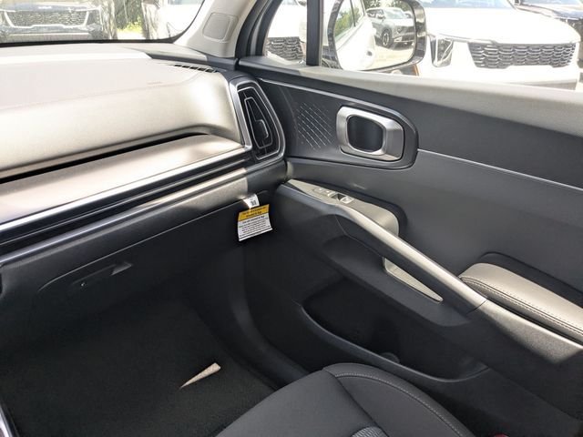 New 2026 Kia Sorento LX FWD image 19