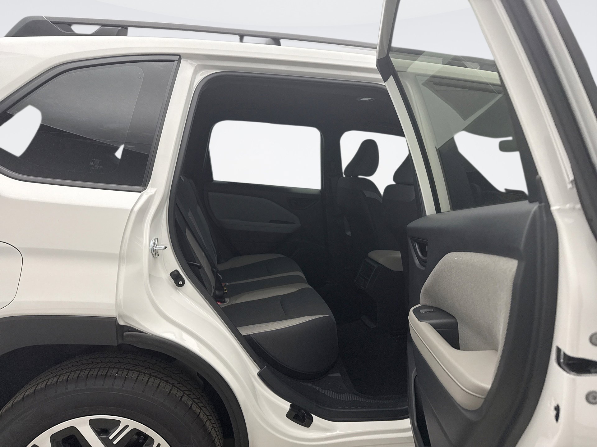 Used 2025 Subaru Forester image 17