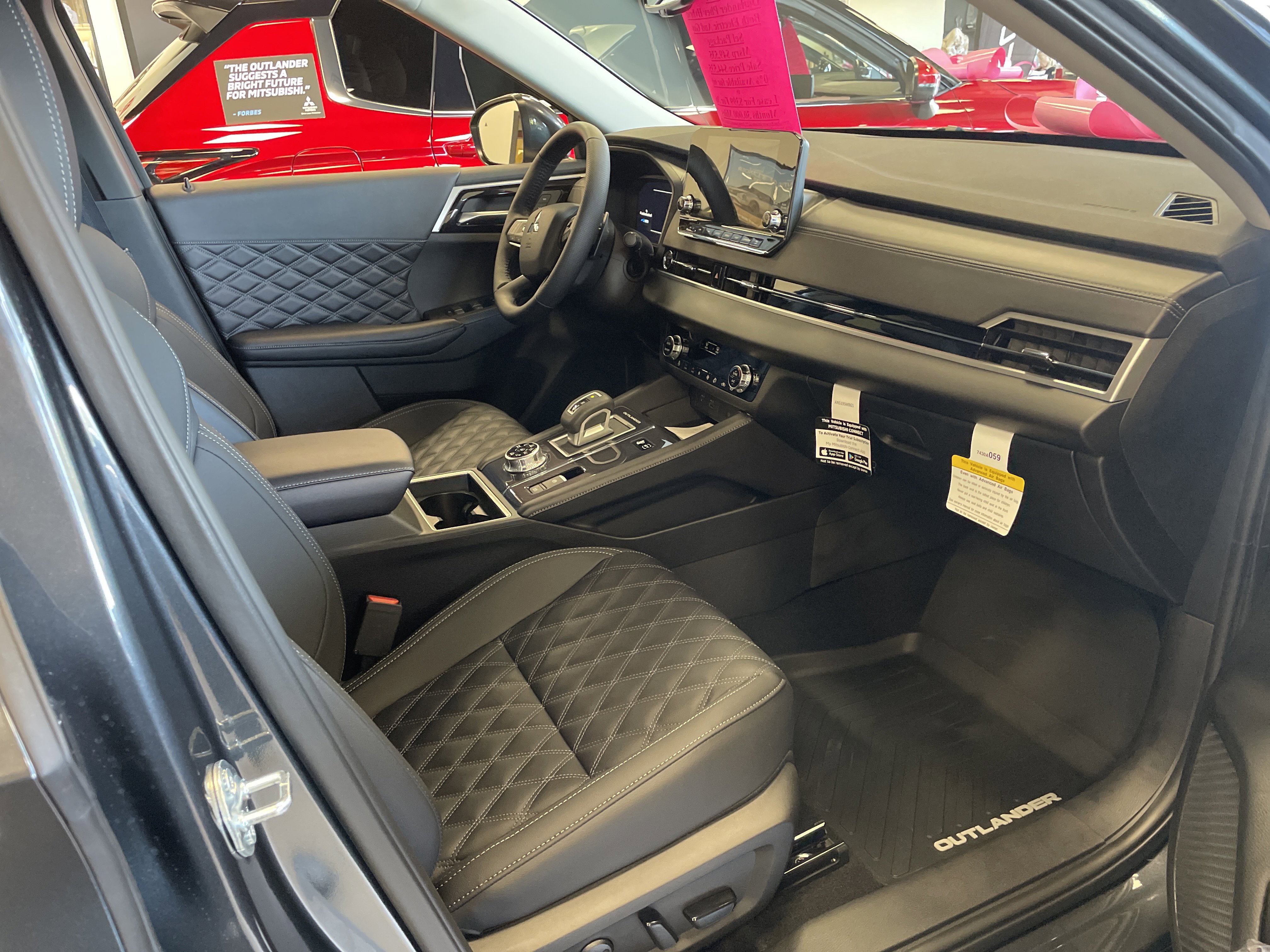 New 2025 Mitsubishi Outlander SEL image 6