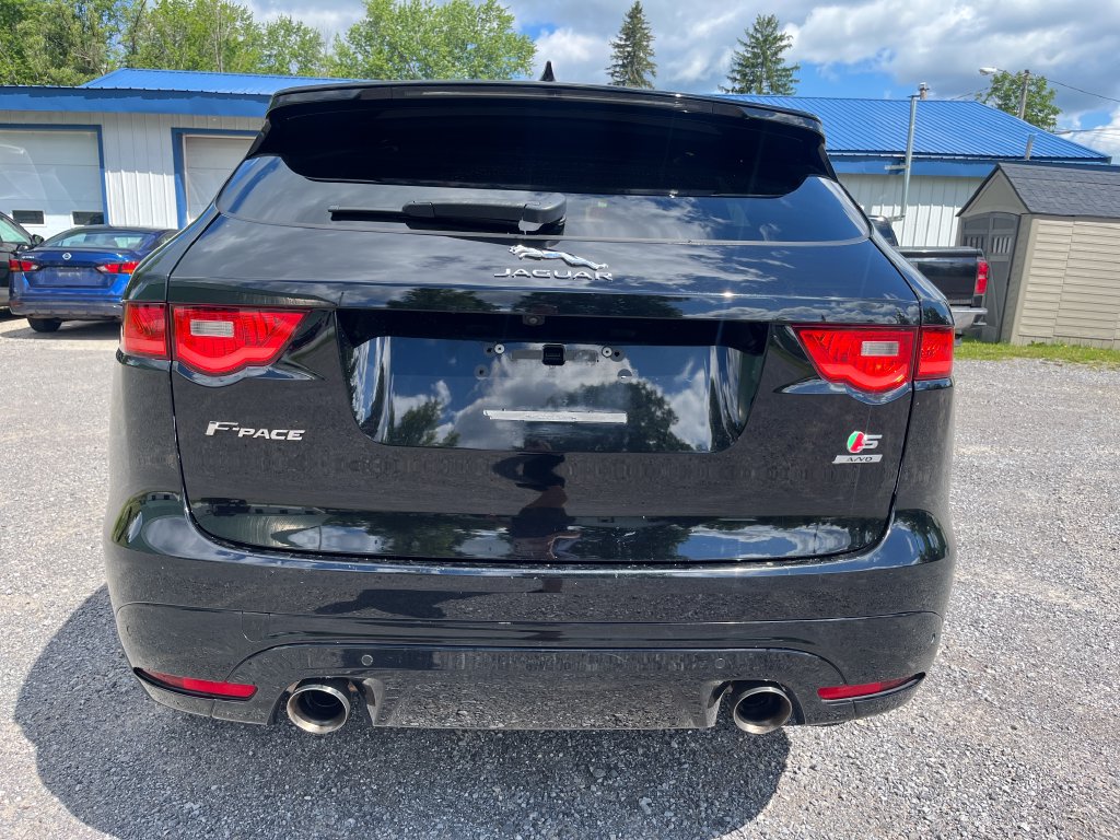 Used 2018 Jaguar F-PACE S AWD/4WD image 10