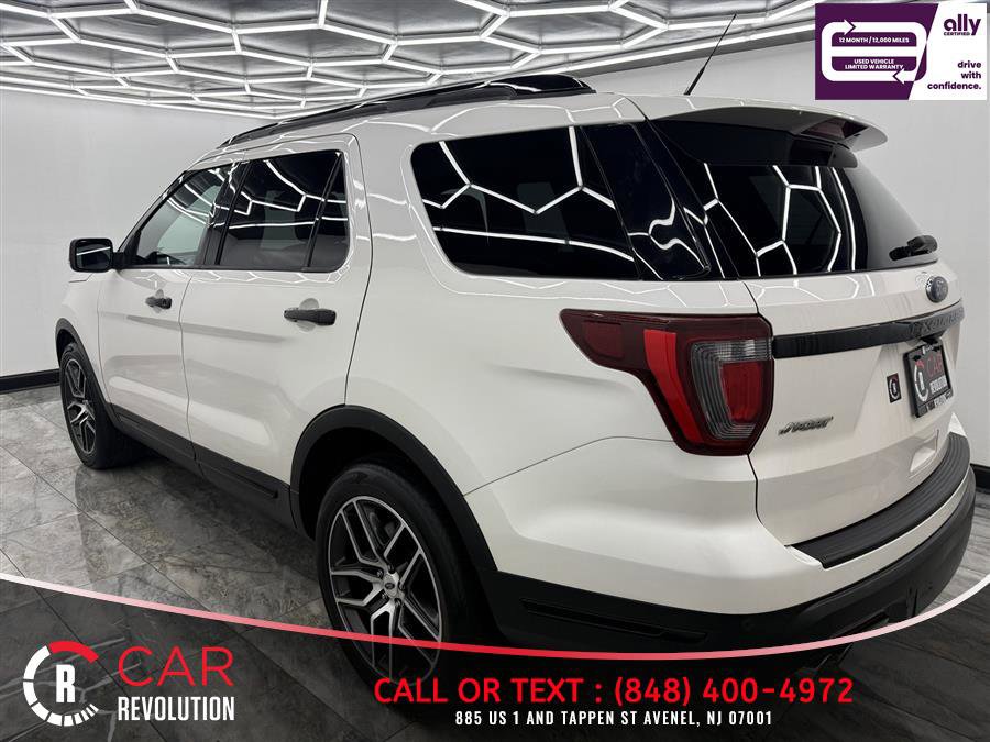 Used 2019 Ford Explorer Sport w/ Ford Safe & Smart Package AWD/4WD image 4