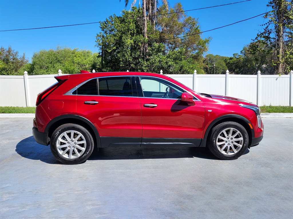 Used 2019 Cadillac XT4 Luxury FWD image 9