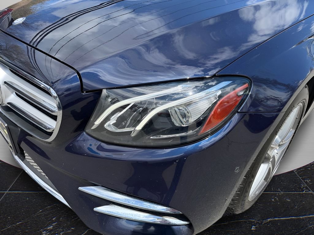 Used 2017 Mercedes-Benz E 300 4MATIC image 11