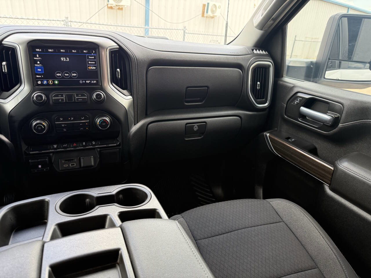 Used 2021 Chevrolet Silverado 2500 LT w/ Z71 Off-Road Package image 27