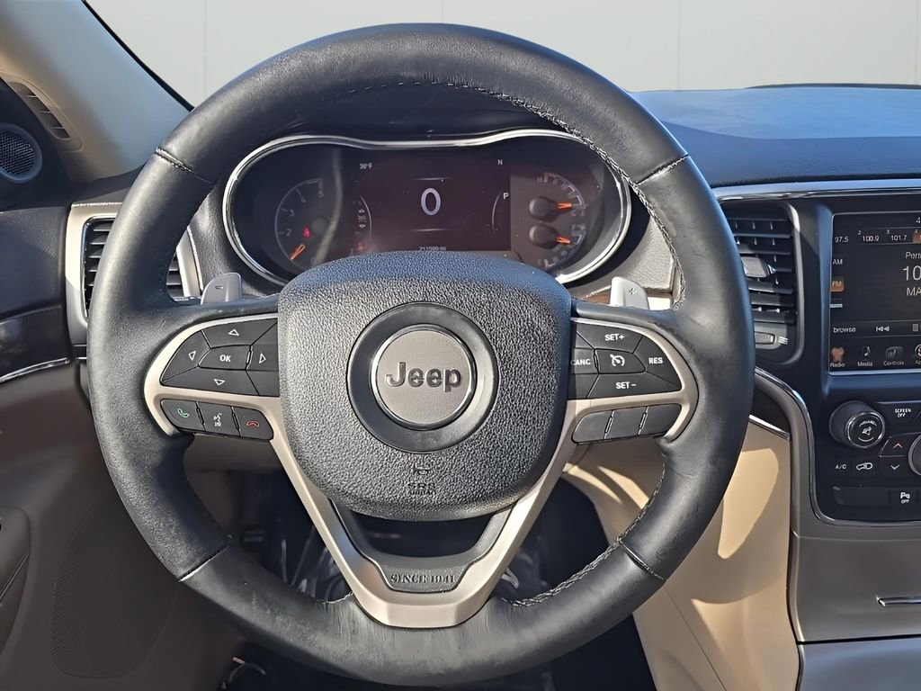 Used 2014 Jeep Grand Cherokee Limited w/ Luxury Group II image 24