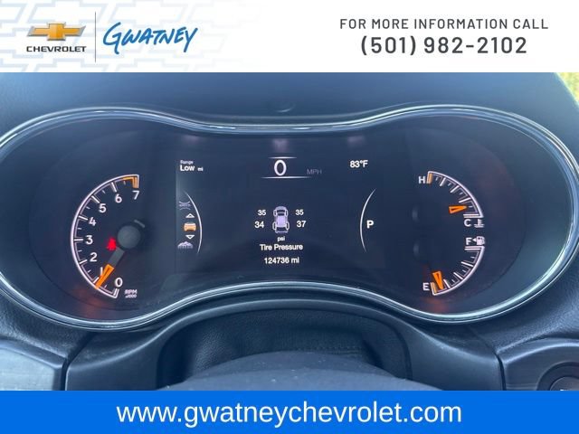 Used 2019 Jeep Grand Cherokee Laredo AWD/4WD image 15