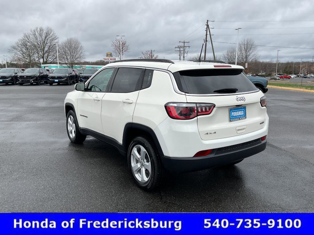 Used 2019 Jeep Compass Latitude w/ Popular Equipment Group AWD/4WD image 4
